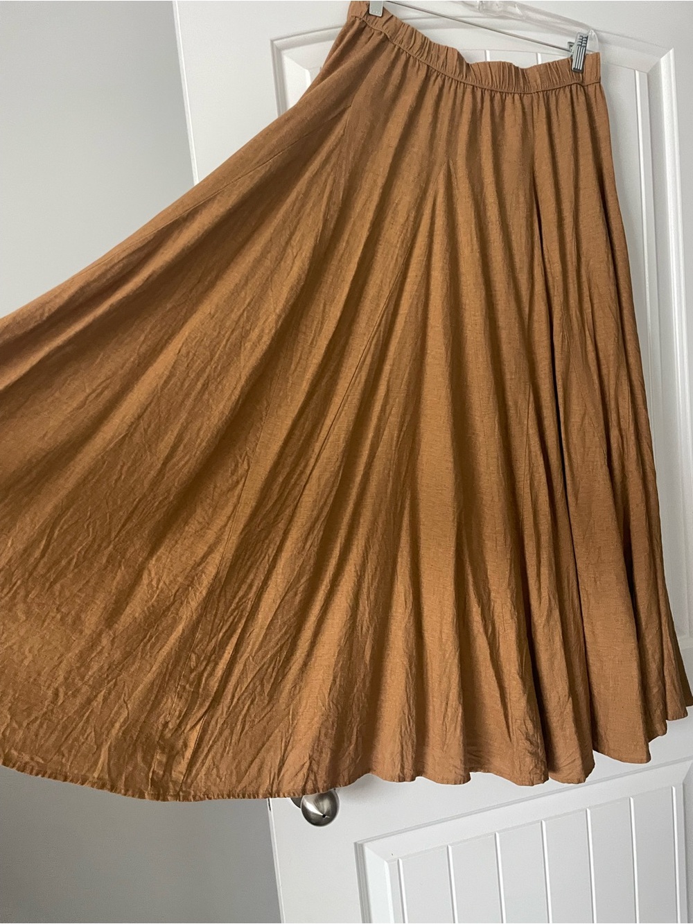 Universal Thread Camel Brown Maxi Skirt with Elastic Waist - Picture 4 of 4